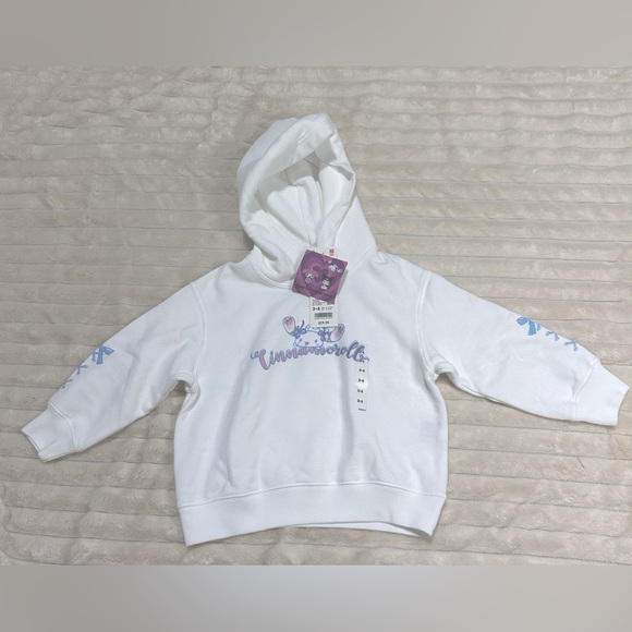 UNIQLO Cinna Sweat Cropped Hoodie (Kids) - Picture 6 of 7